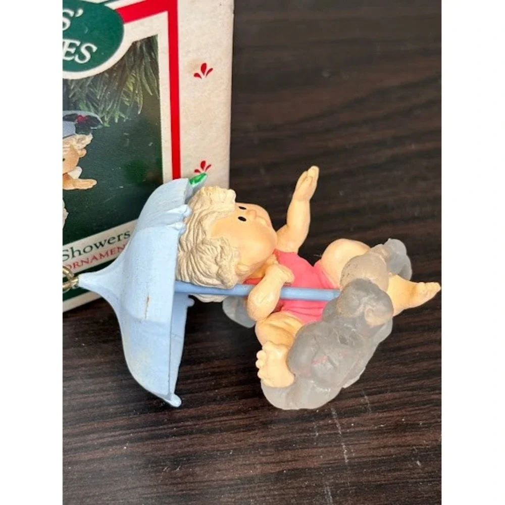 Hallmark keepsake artists